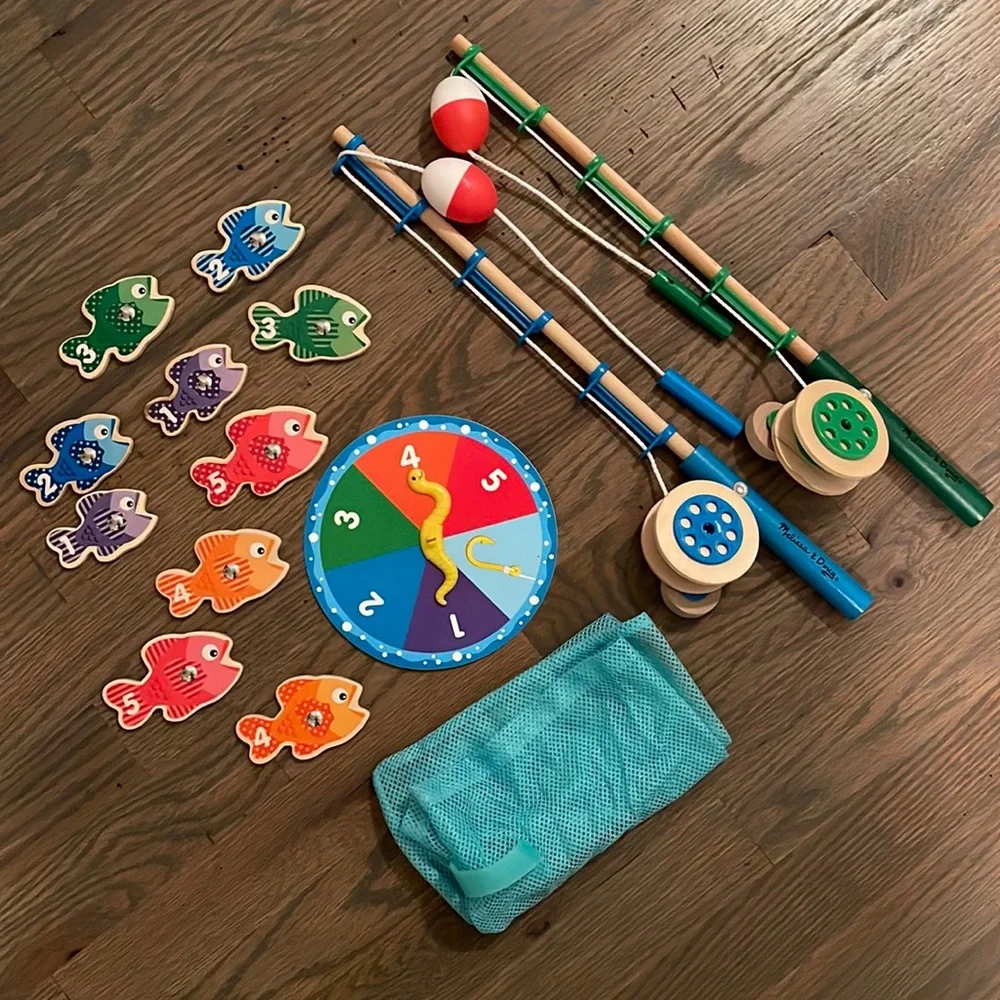 Melissa & Doug Fishing Game - Picture 1 of 9